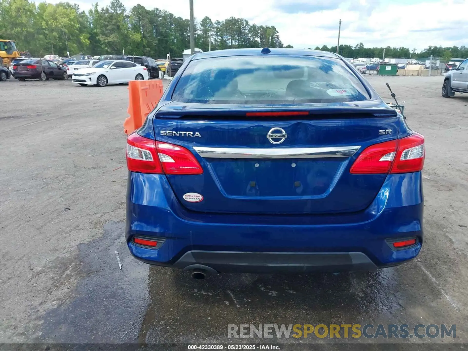 15 Photograph of a damaged car 3N1AB7AP0KY399927 NISSAN SENTRA 2019