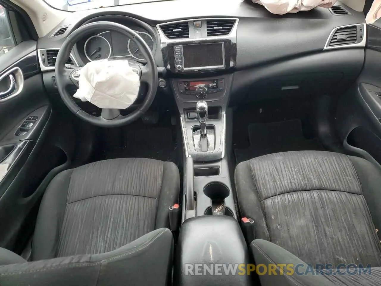 8 Photograph of a damaged car 3N1AB7AP0KY400168 NISSAN SENTRA 2019