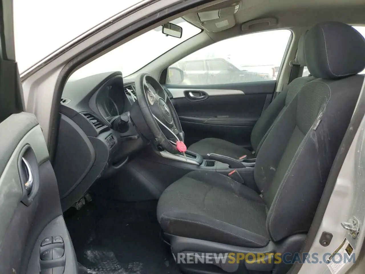 7 Photograph of a damaged car 3N1AB7AP0KY404575 NISSAN SENTRA 2019
