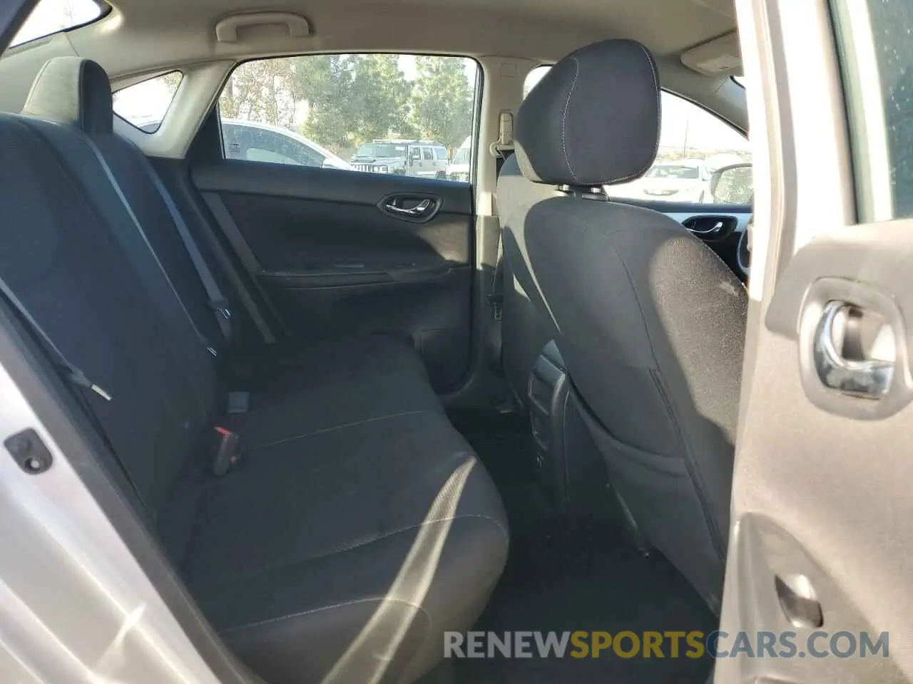 10 Photograph of a damaged car 3N1AB7AP0KY406083 NISSAN SENTRA 2019
