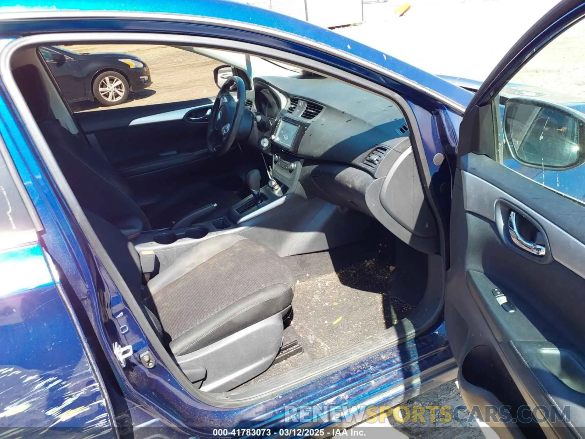 5 Photograph of a damaged car 3N1AB7AP0KY413261 NISSAN SENTRA 2019