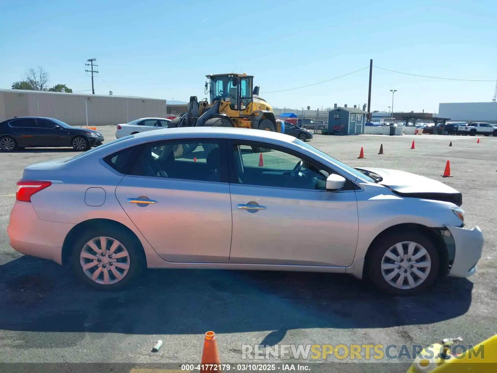 13 Photograph of a damaged car 3N1AB7AP0KY422624 NISSAN SENTRA 2019