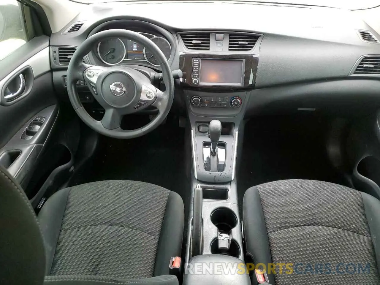 8 Photograph of a damaged car 3N1AB7AP0KY422946 NISSAN SENTRA 2019