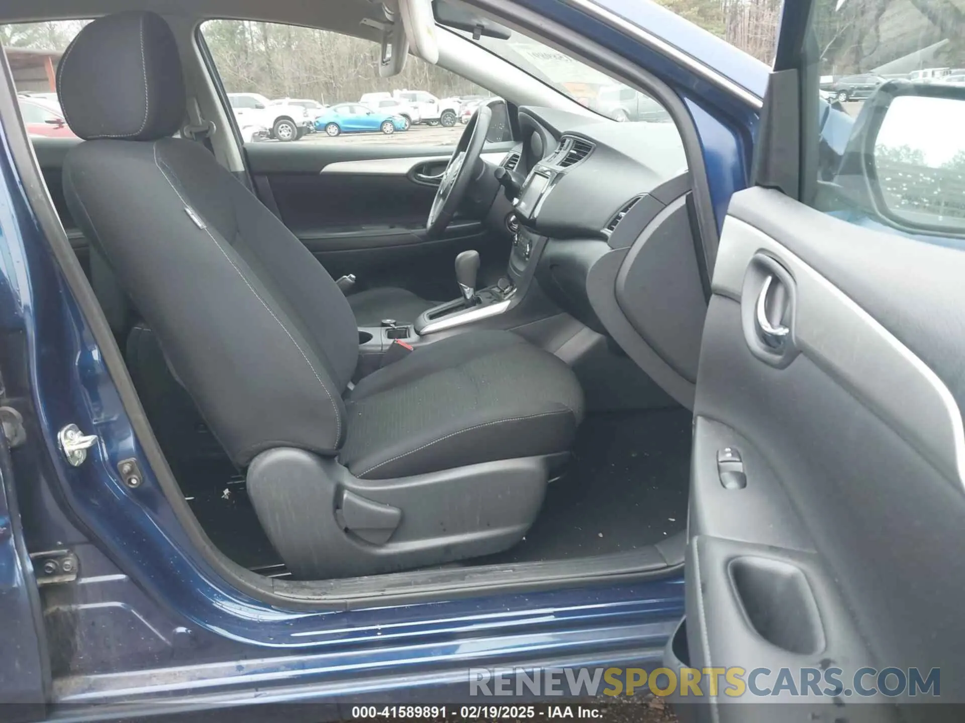 5 Photograph of a damaged car 3N1AB7AP0KY451718 NISSAN SENTRA 2019
