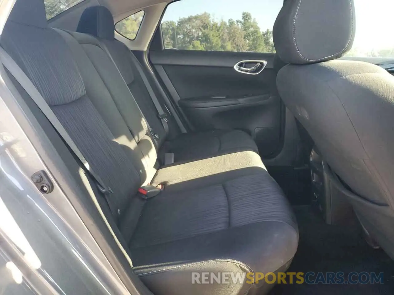 10 Photograph of a damaged car 3N1AB7AP0KY456076 NISSAN SENTRA 2019