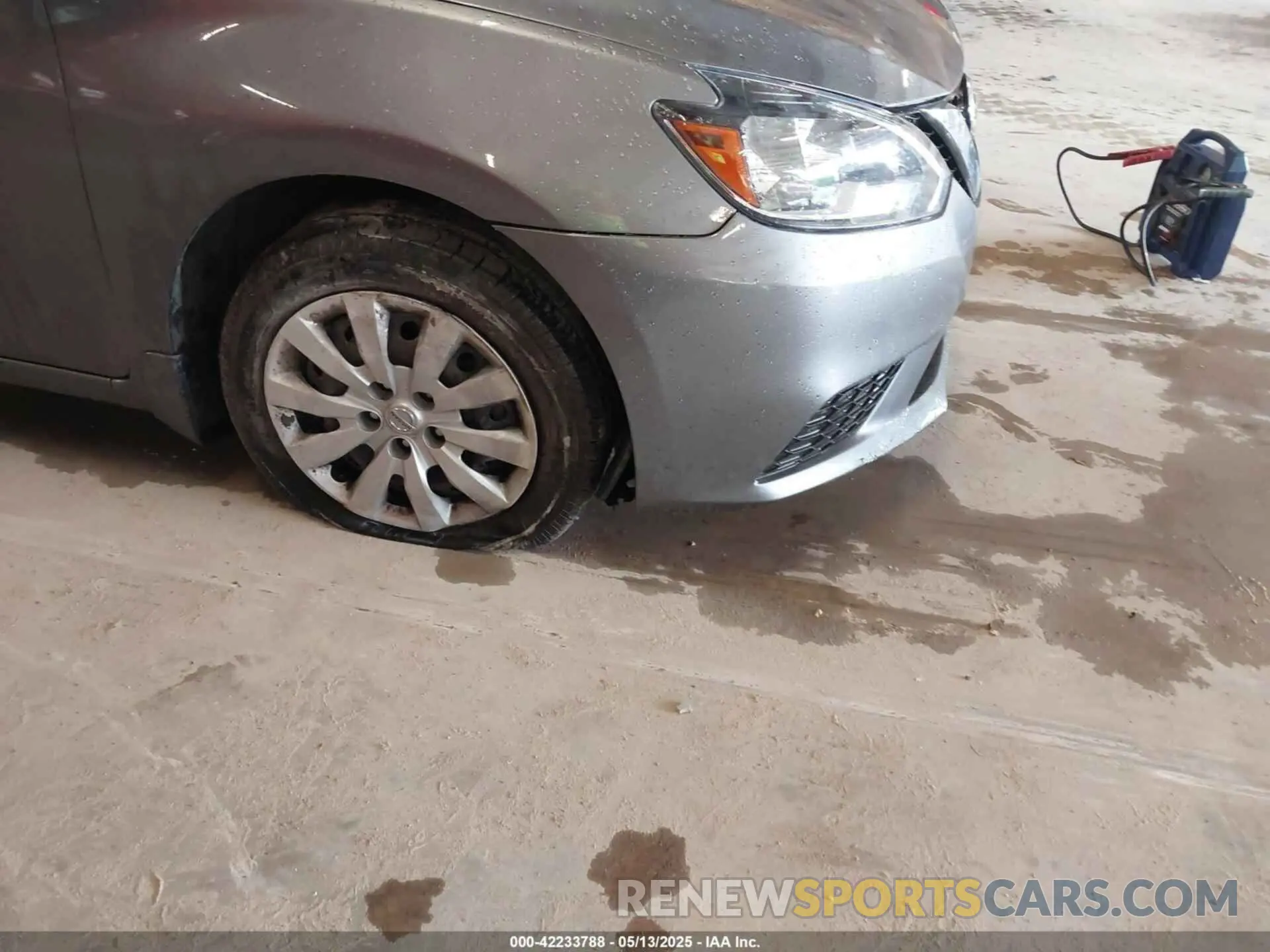 18 Photograph of a damaged car 3N1AB7AP0KY458040 NISSAN SENTRA 2019