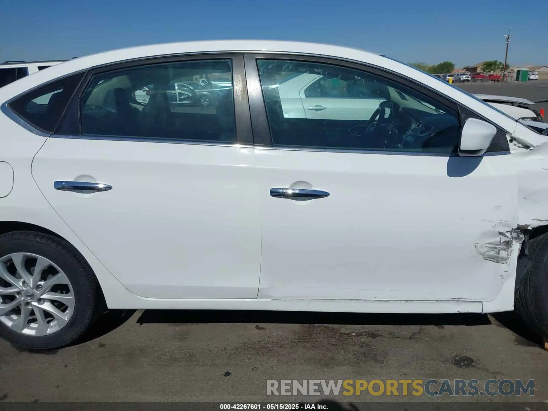 13 Photograph of a damaged car 3N1AB7AP1KL613014 NISSAN SENTRA 2019