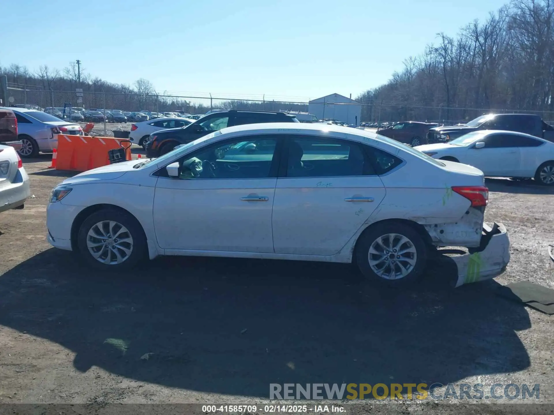 14 Photograph of a damaged car 3N1AB7AP1KL619072 NISSAN SENTRA 2019