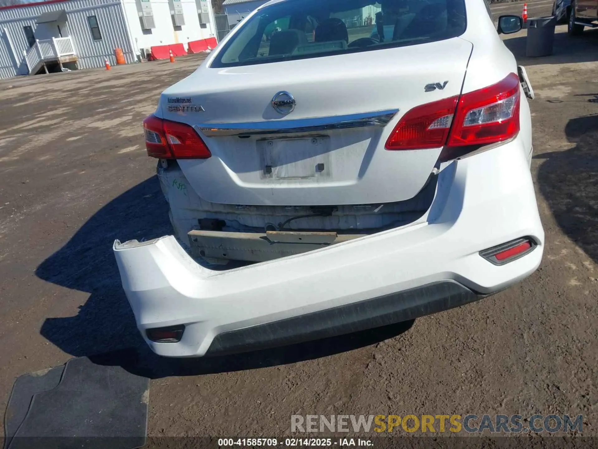 17 Photograph of a damaged car 3N1AB7AP1KL619072 NISSAN SENTRA 2019