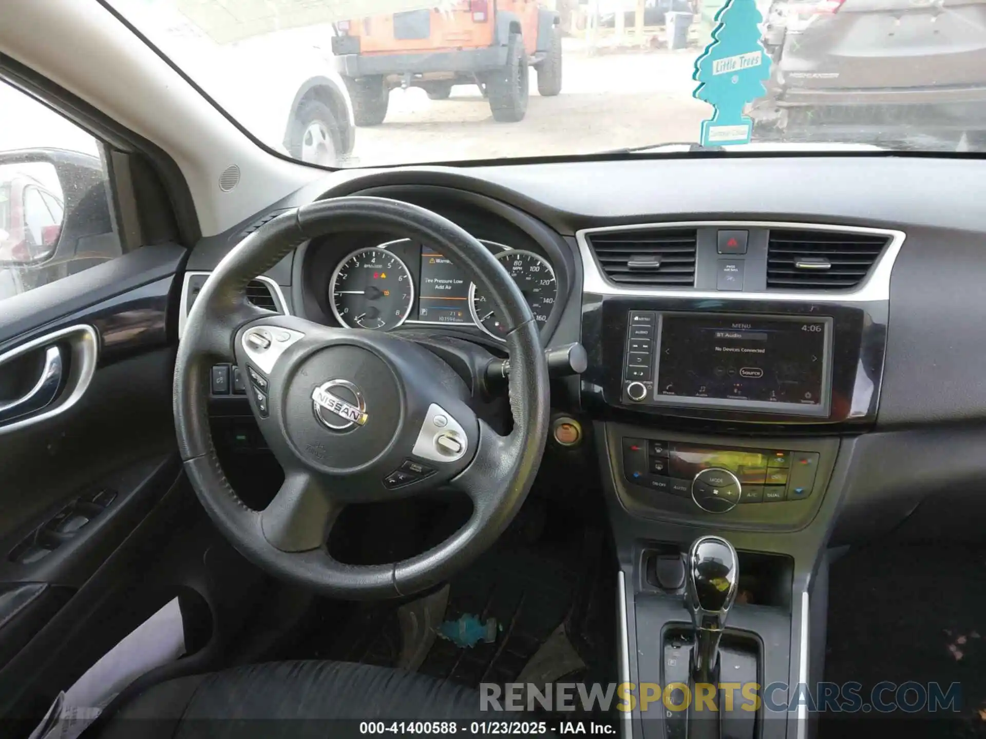 18 Photograph of a damaged car 3N1AB7AP1KL623235 NISSAN SENTRA 2019