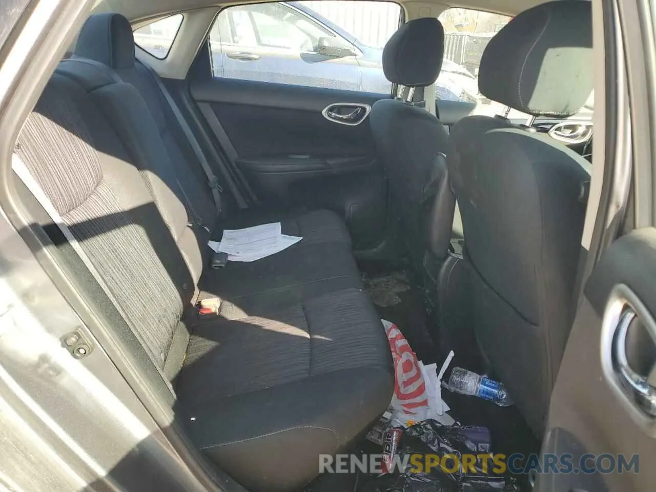10 Photograph of a damaged car 3N1AB7AP1KL628547 NISSAN SENTRA 2019