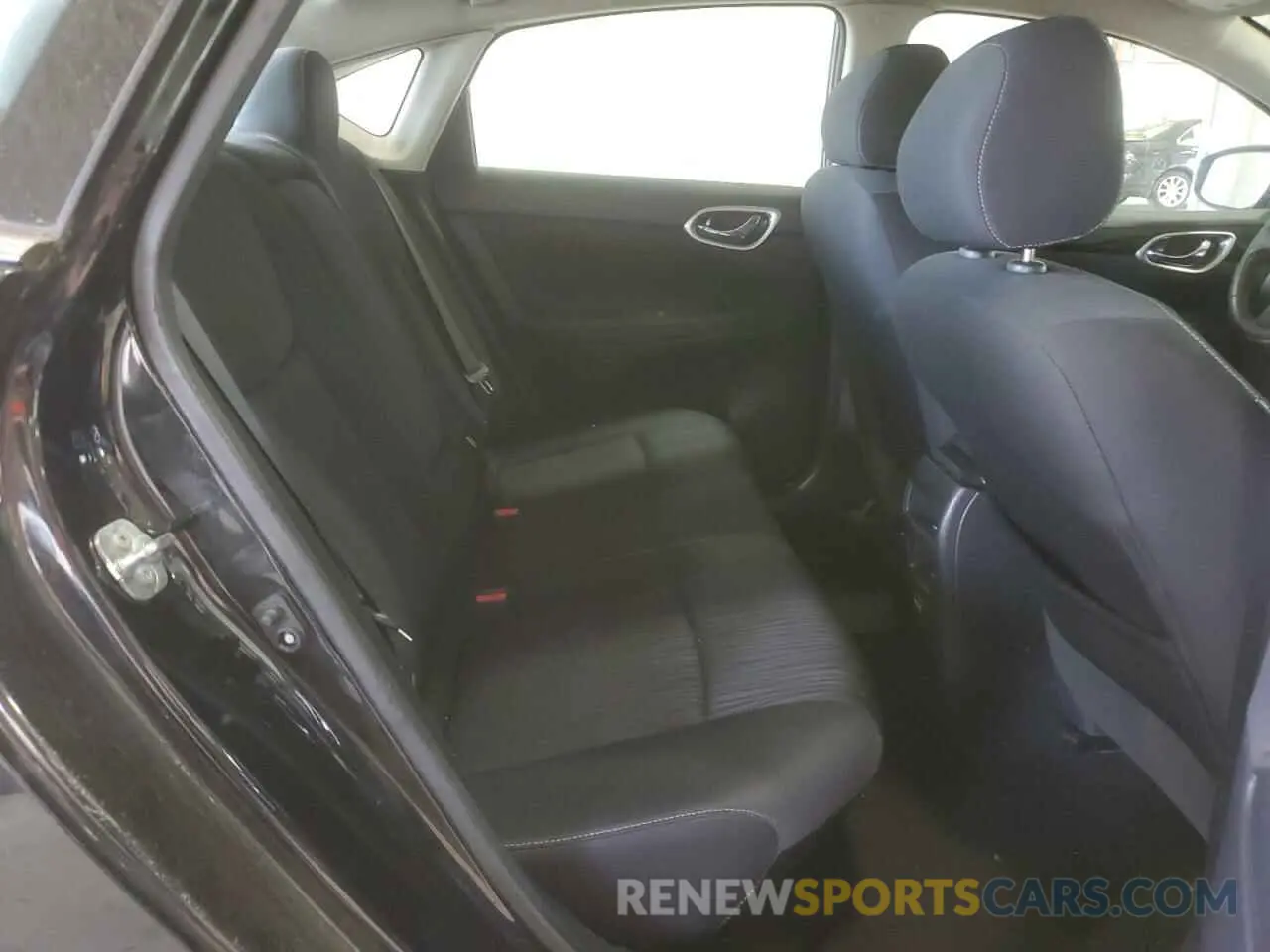 10 Photograph of a damaged car 3N1AB7AP1KY206586 NISSAN SENTRA 2019