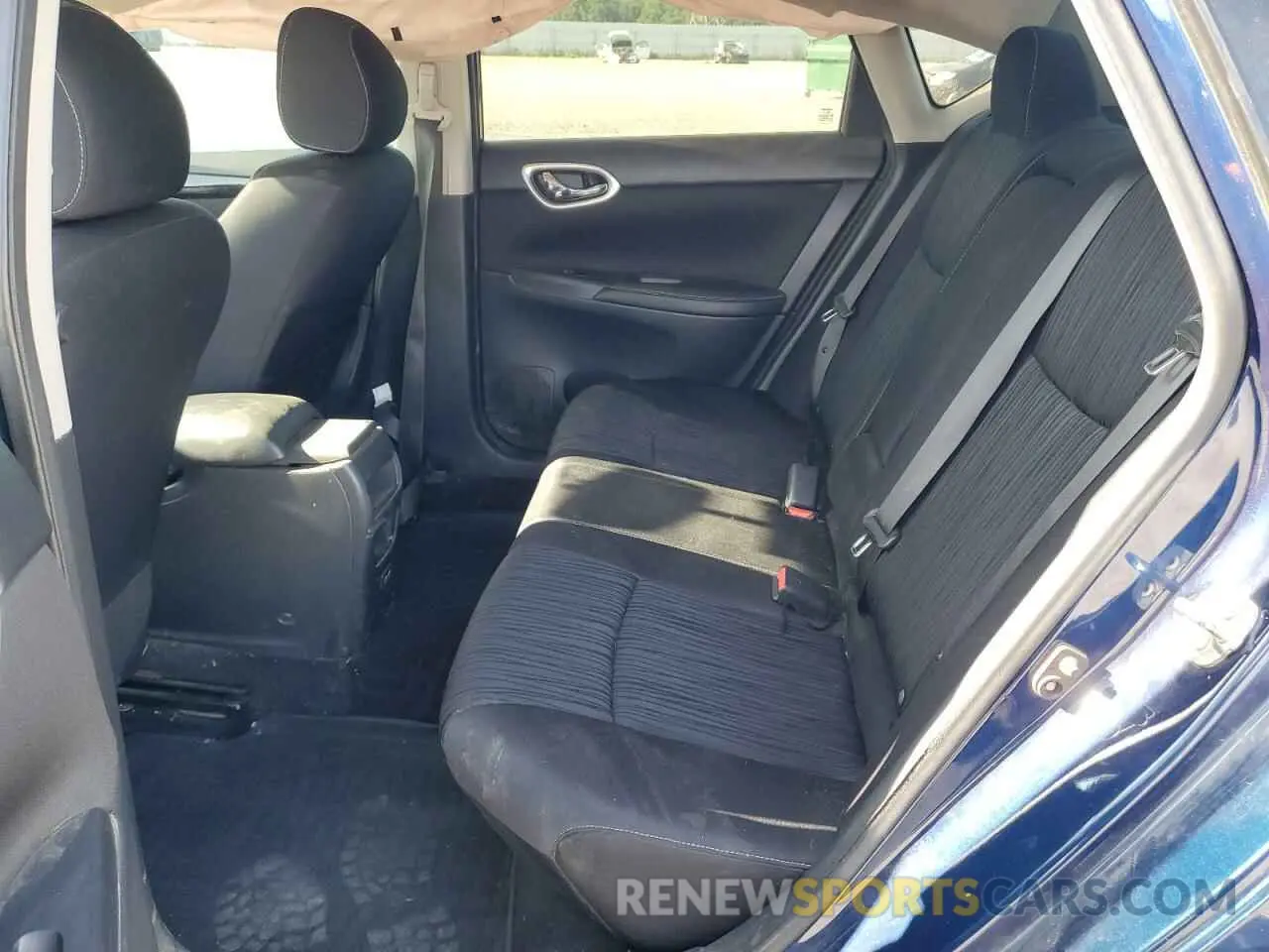 10 Photograph of a damaged car 3N1AB7AP1KY213036 NISSAN SENTRA 2019