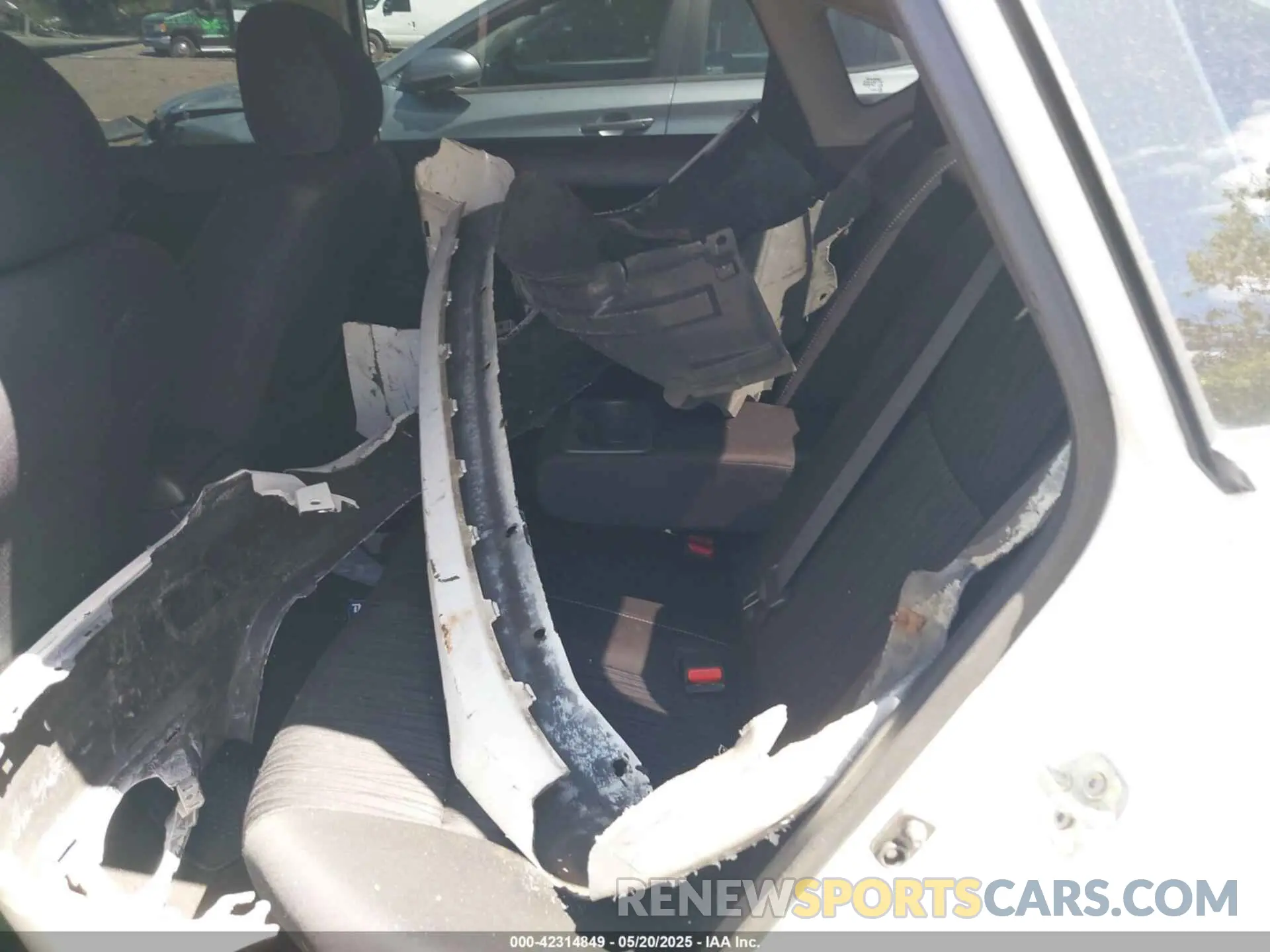 8 Photograph of a damaged car 3N1AB7AP1KY214607 NISSAN SENTRA 2019
