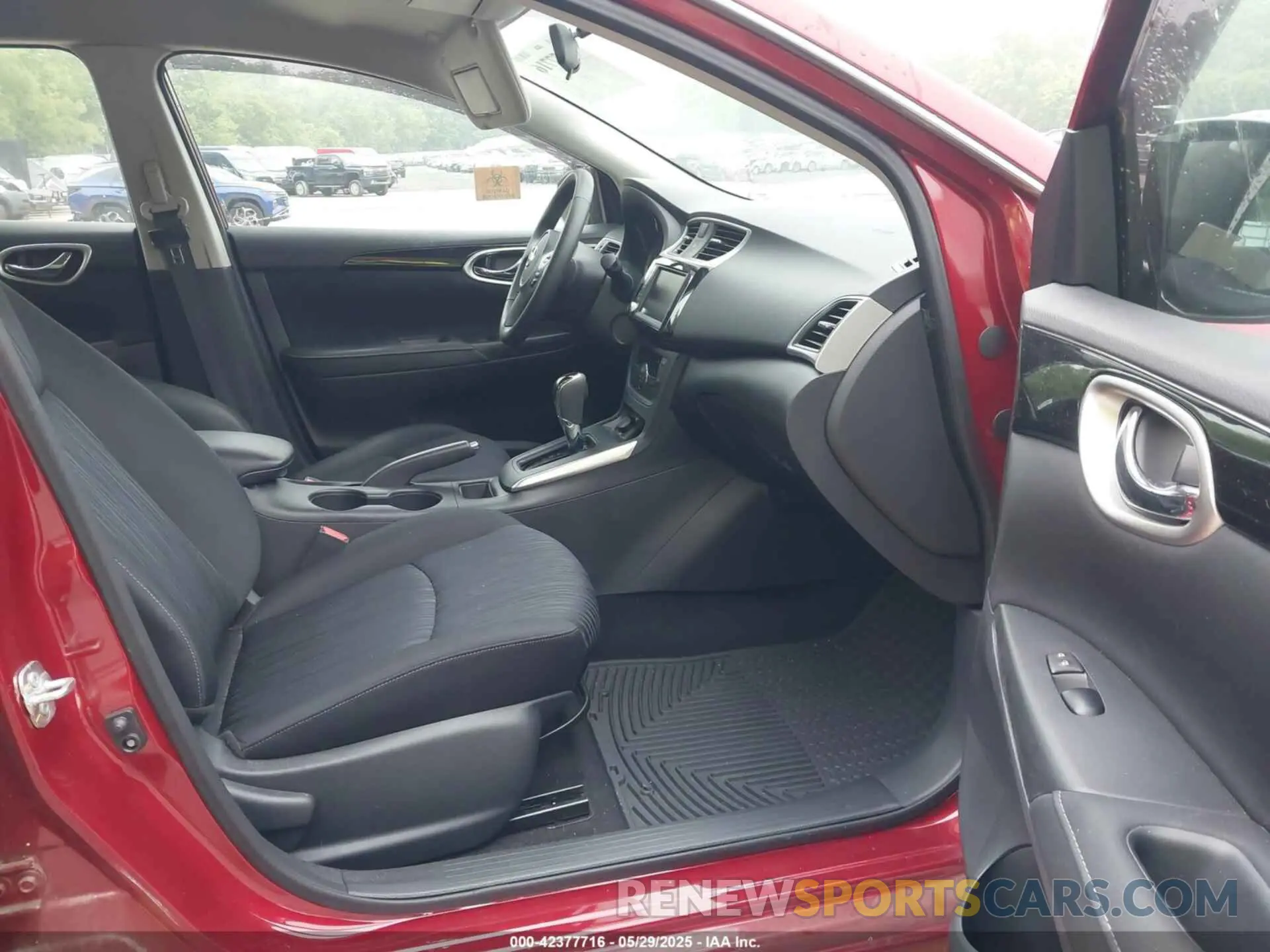 5 Photograph of a damaged car 3N1AB7AP1KY216910 NISSAN SENTRA 2019