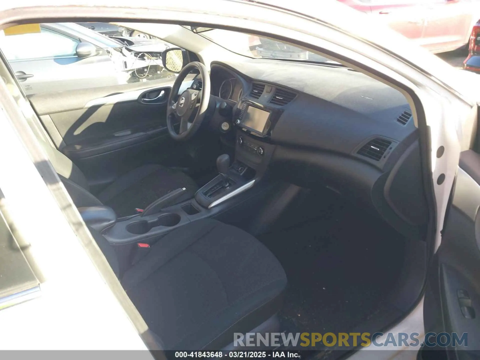 5 Photograph of a damaged car 3N1AB7AP1KY231150 NISSAN SENTRA 2019