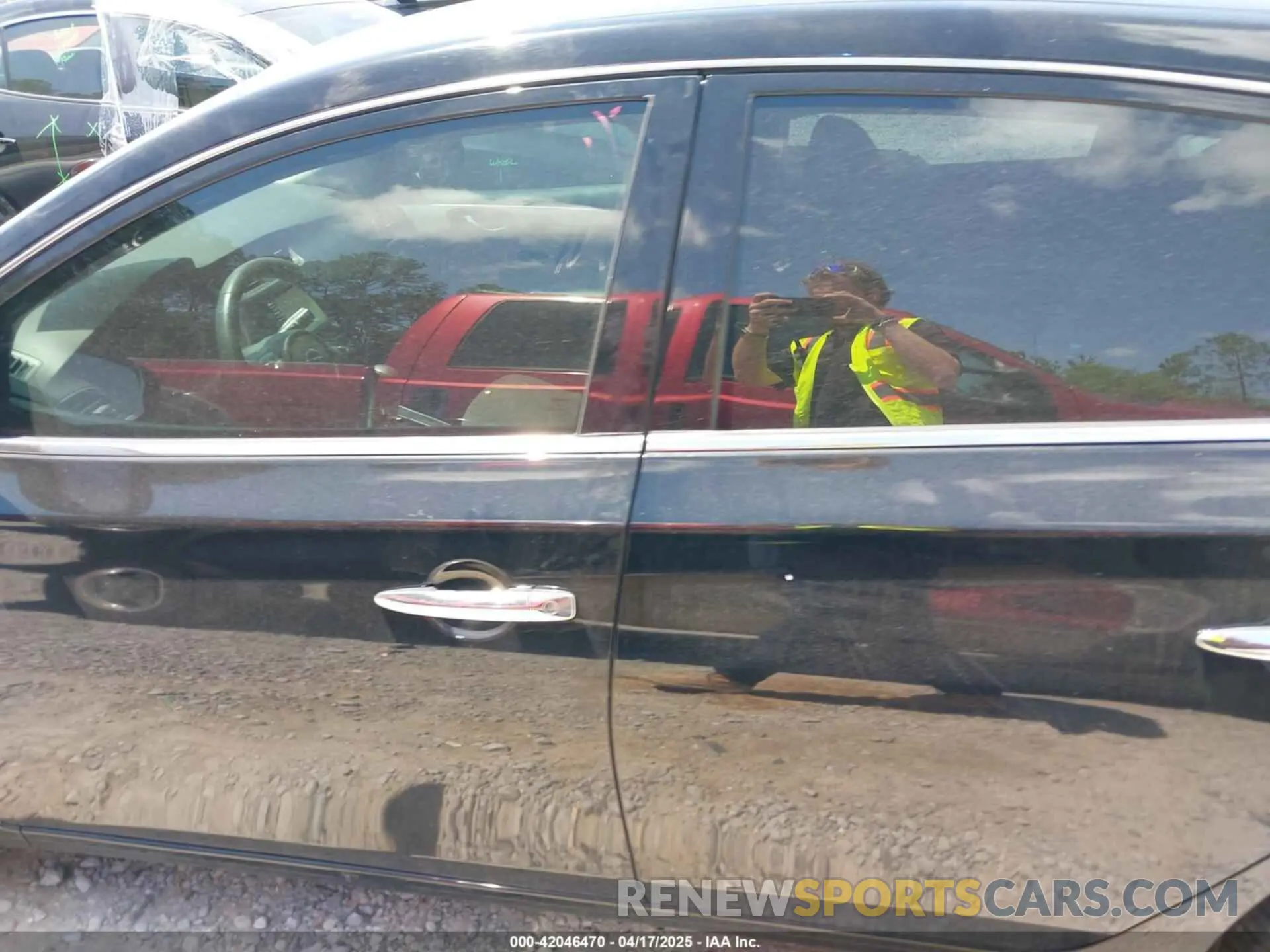 14 Photograph of a damaged car 3N1AB7AP1KY252757 NISSAN SENTRA 2019