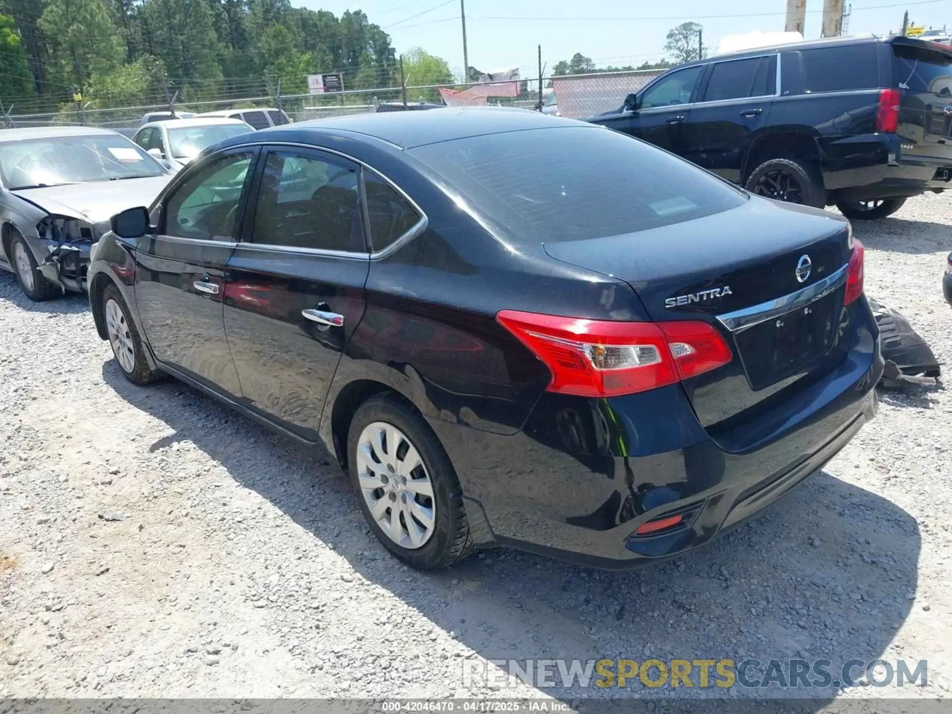 3 Photograph of a damaged car 3N1AB7AP1KY252757 NISSAN SENTRA 2019