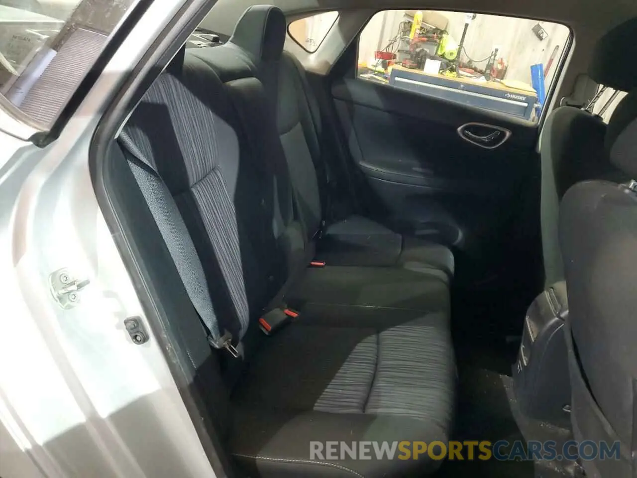 10 Photograph of a damaged car 3N1AB7AP1KY272748 NISSAN SENTRA 2019