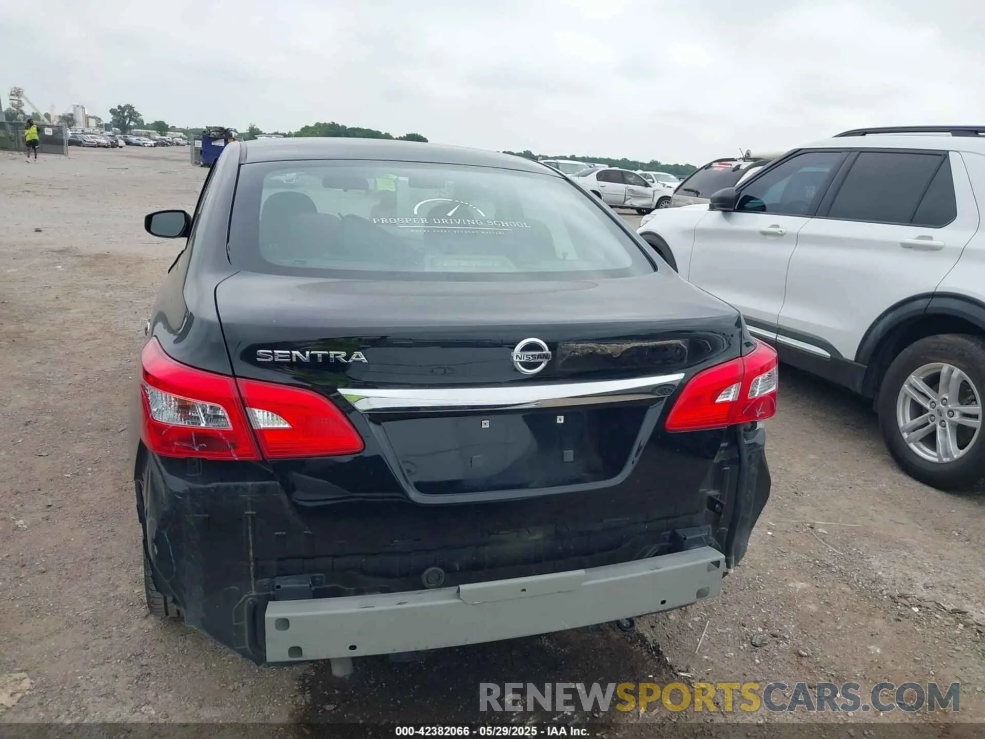 16 Photograph of a damaged car 3N1AB7AP1KY273107 NISSAN SENTRA 2019