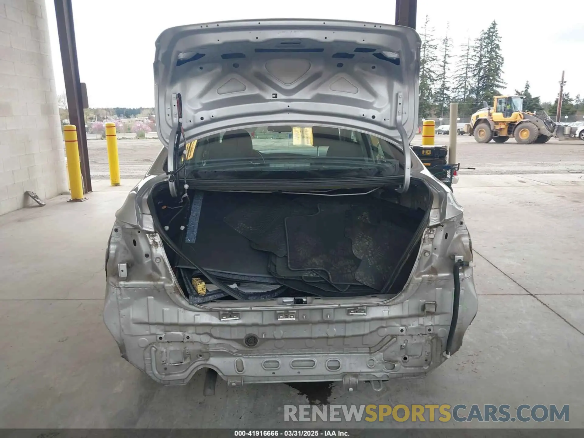 17 Photograph of a damaged car 3N1AB7AP1KY280395 NISSAN SENTRA 2019