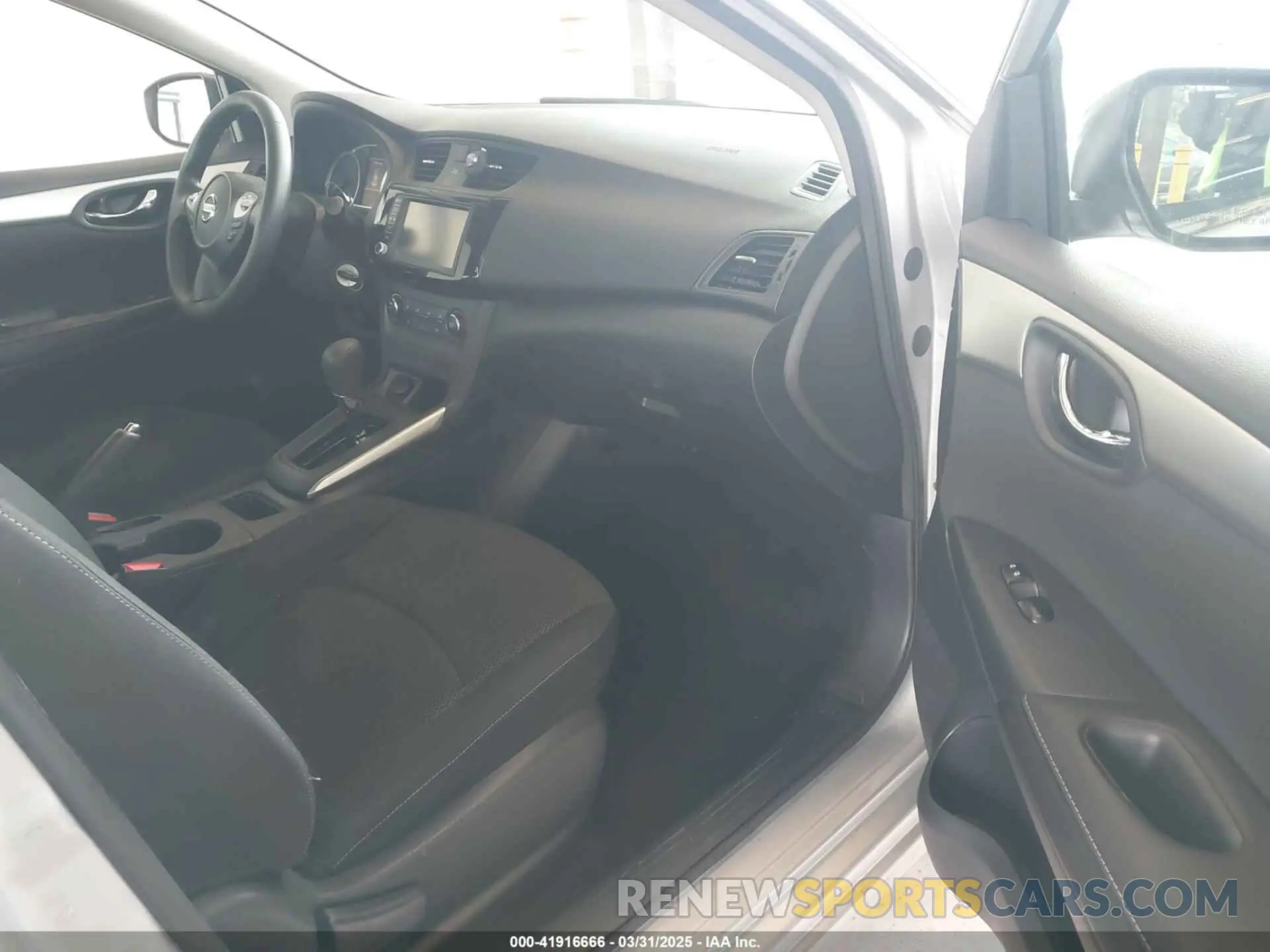 5 Photograph of a damaged car 3N1AB7AP1KY280395 NISSAN SENTRA 2019