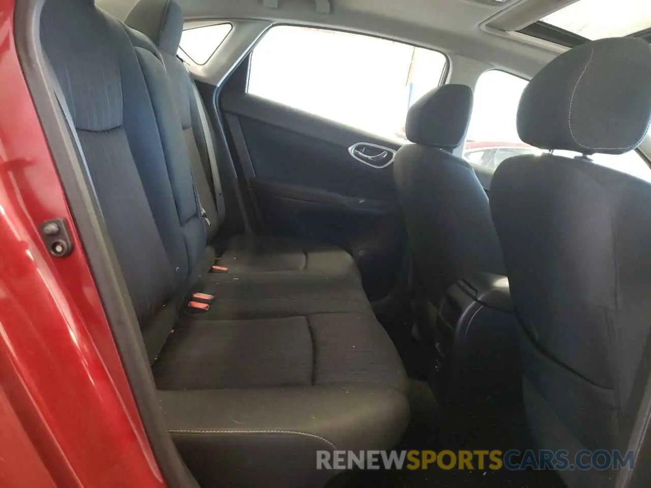 10 Photograph of a damaged car 3N1AB7AP1KY290036 NISSAN SENTRA 2019