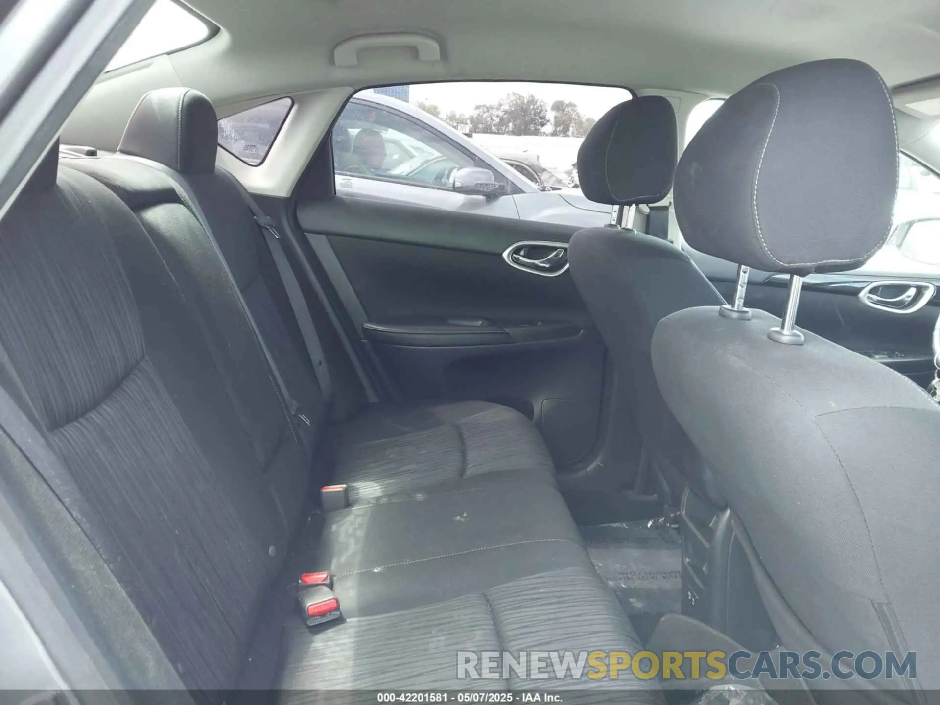 8 Photograph of a damaged car 3N1AB7AP1KY297536 NISSAN SENTRA 2019