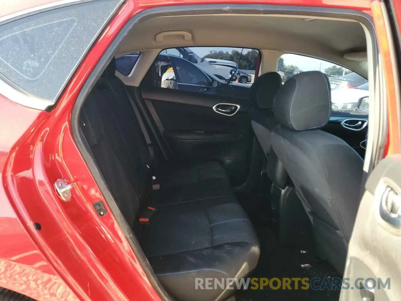 10 Photograph of a damaged car 3N1AB7AP1KY301519 NISSAN SENTRA 2019