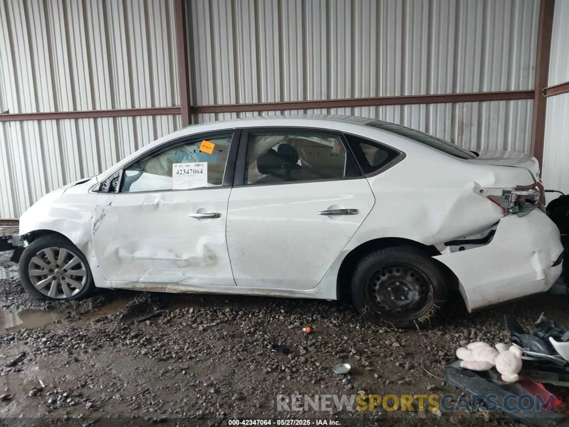 13 Photograph of a damaged car 3N1AB7AP1KY305523 NISSAN SENTRA 2019