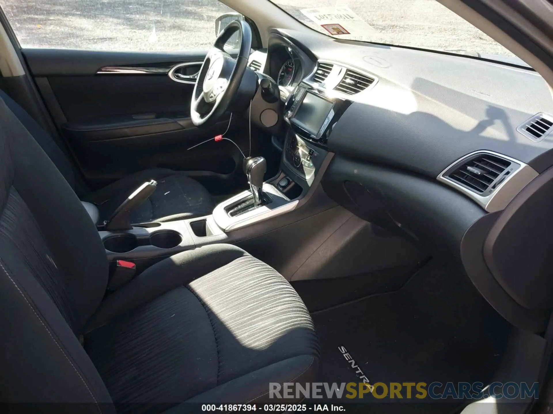 5 Photograph of a damaged car 3N1AB7AP1KY317087 NISSAN SENTRA 2019