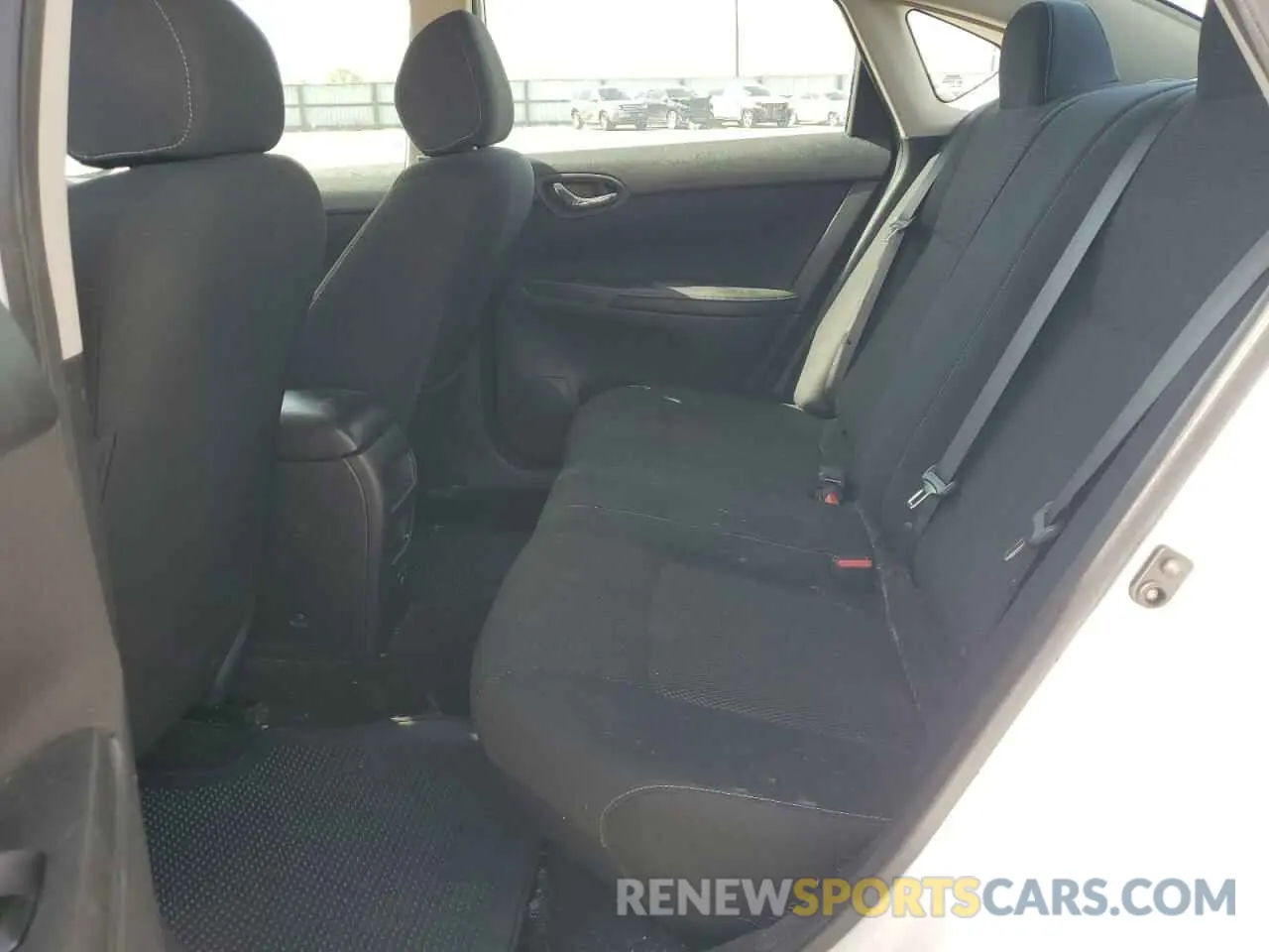 10 Photograph of a damaged car 3N1AB7AP1KY325366 NISSAN SENTRA 2019