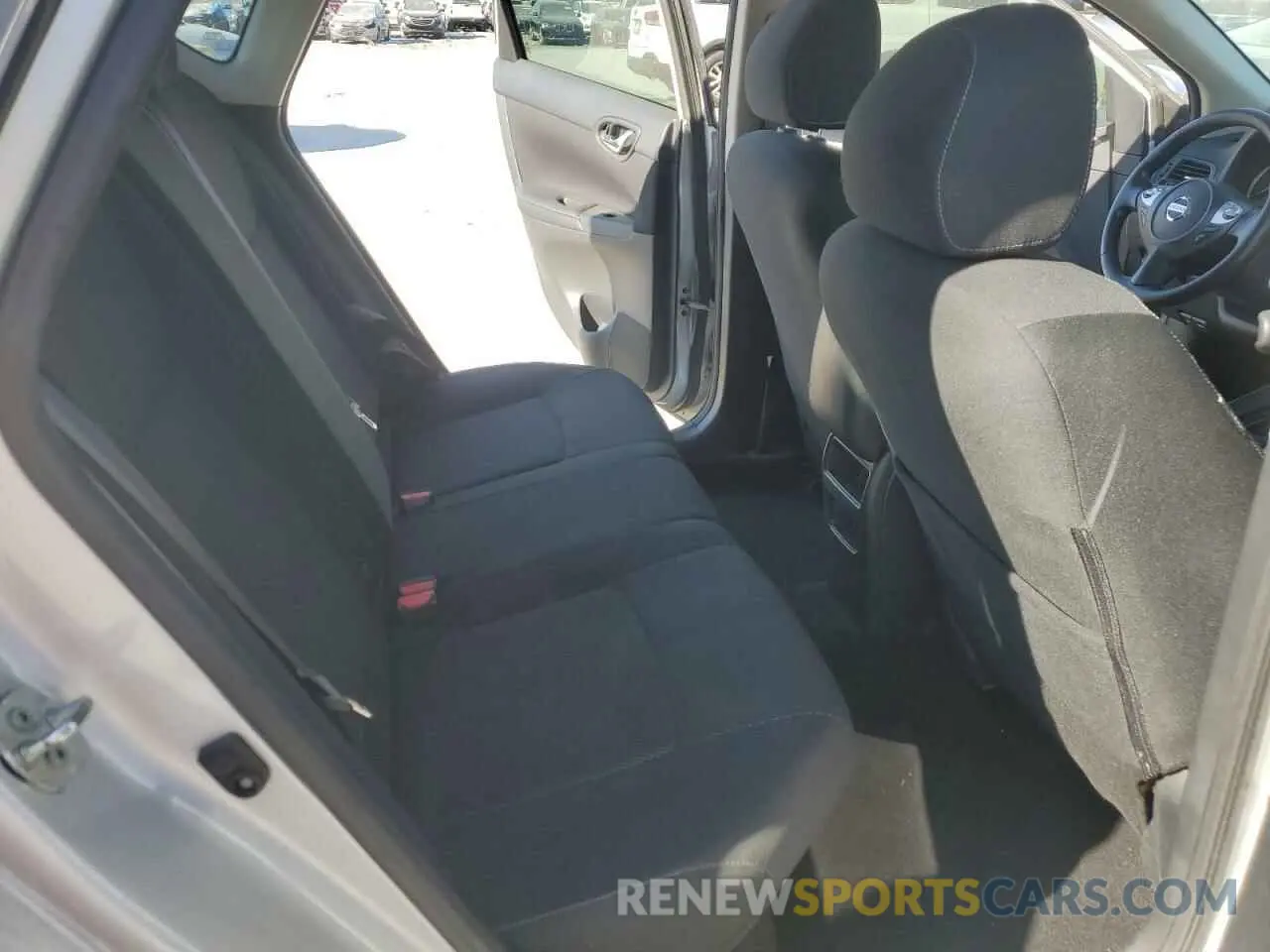 10 Photograph of a damaged car 3N1AB7AP1KY328428 NISSAN SENTRA 2019