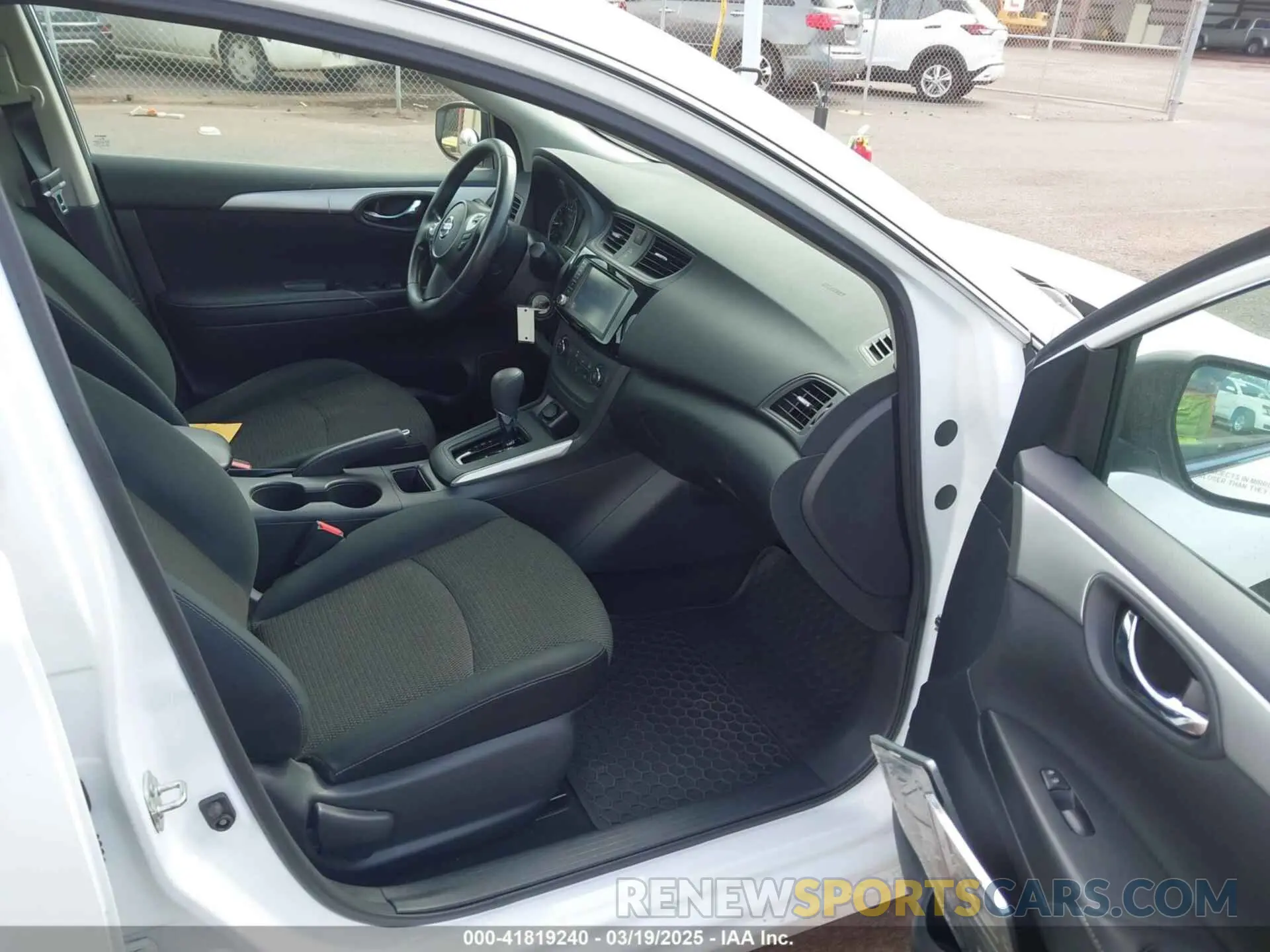5 Photograph of a damaged car 3N1AB7AP1KY329885 NISSAN SENTRA 2019