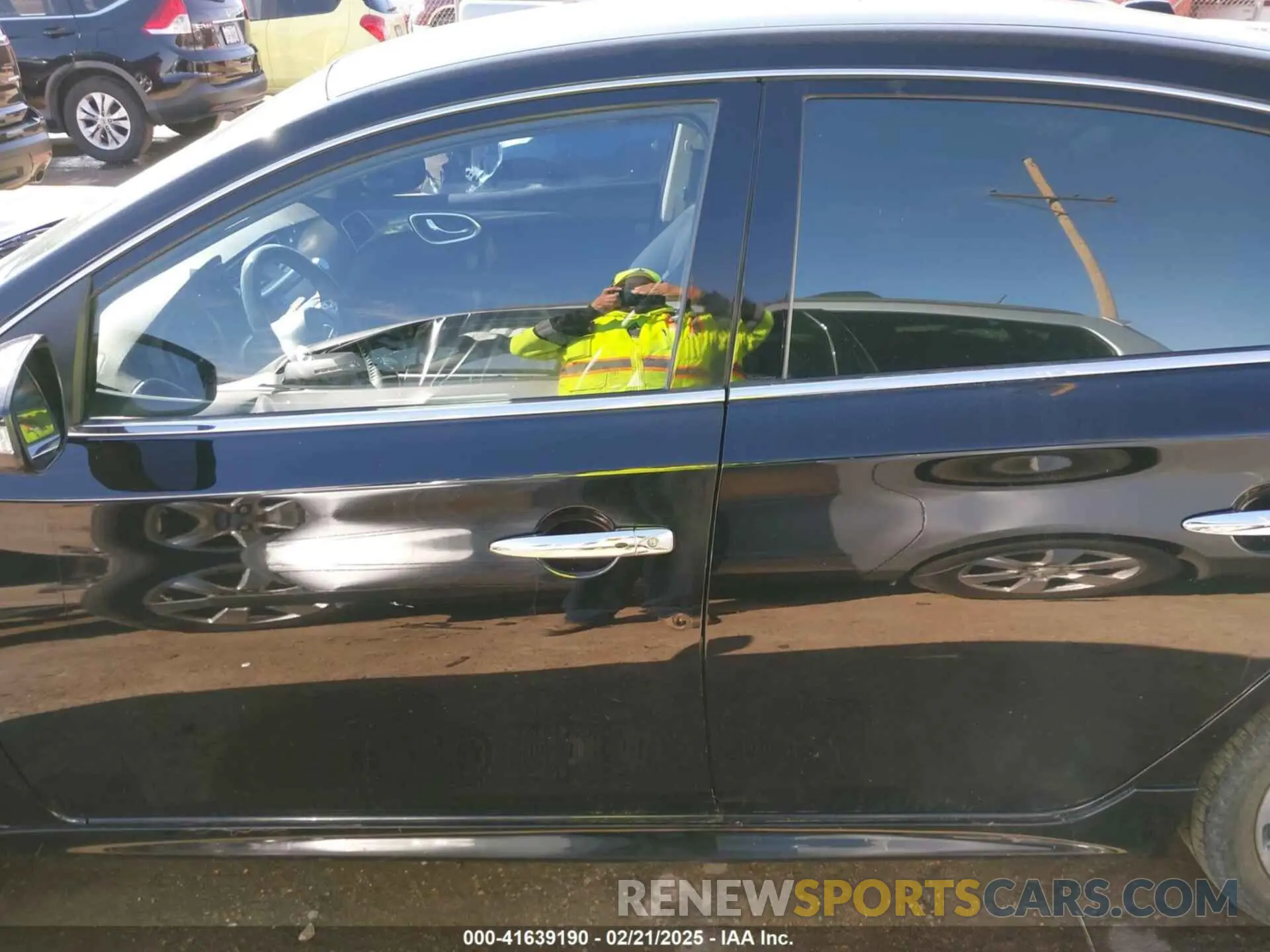 14 Photograph of a damaged car 3N1AB7AP1KY334794 NISSAN SENTRA 2019