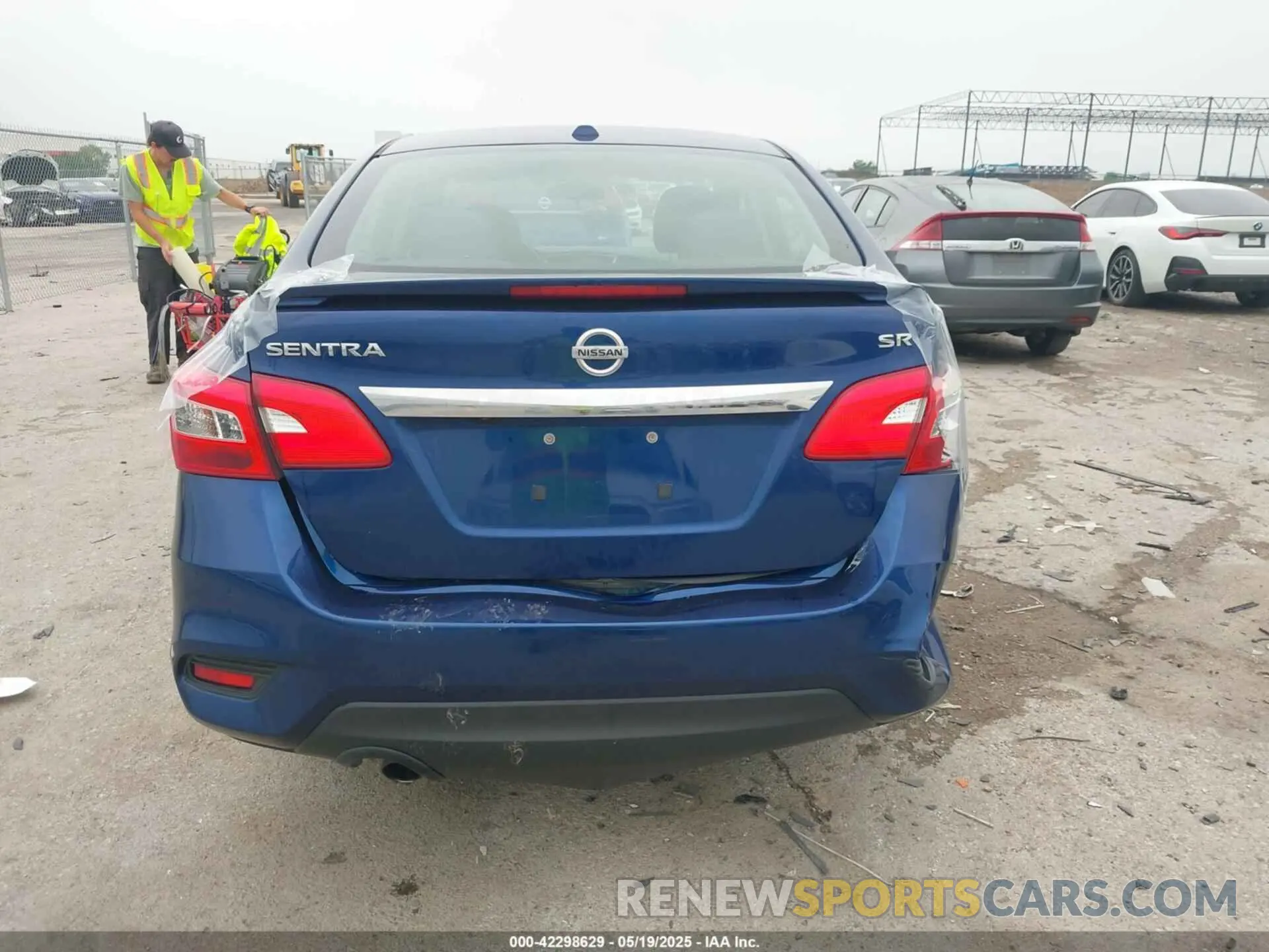 16 Photograph of a damaged car 3N1AB7AP1KY350249 NISSAN SENTRA 2019