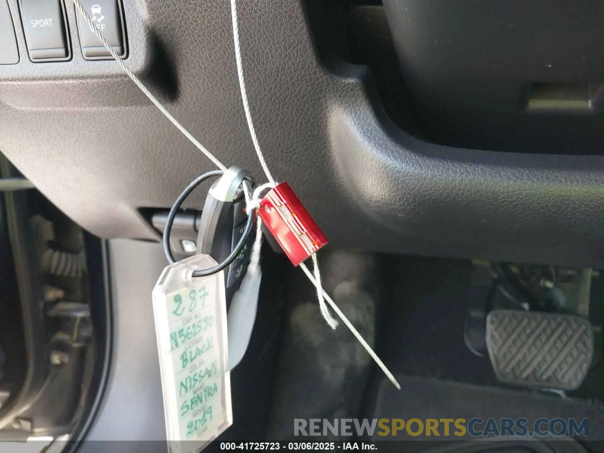11 Photograph of a damaged car 3N1AB7AP1KY362725 NISSAN SENTRA 2019