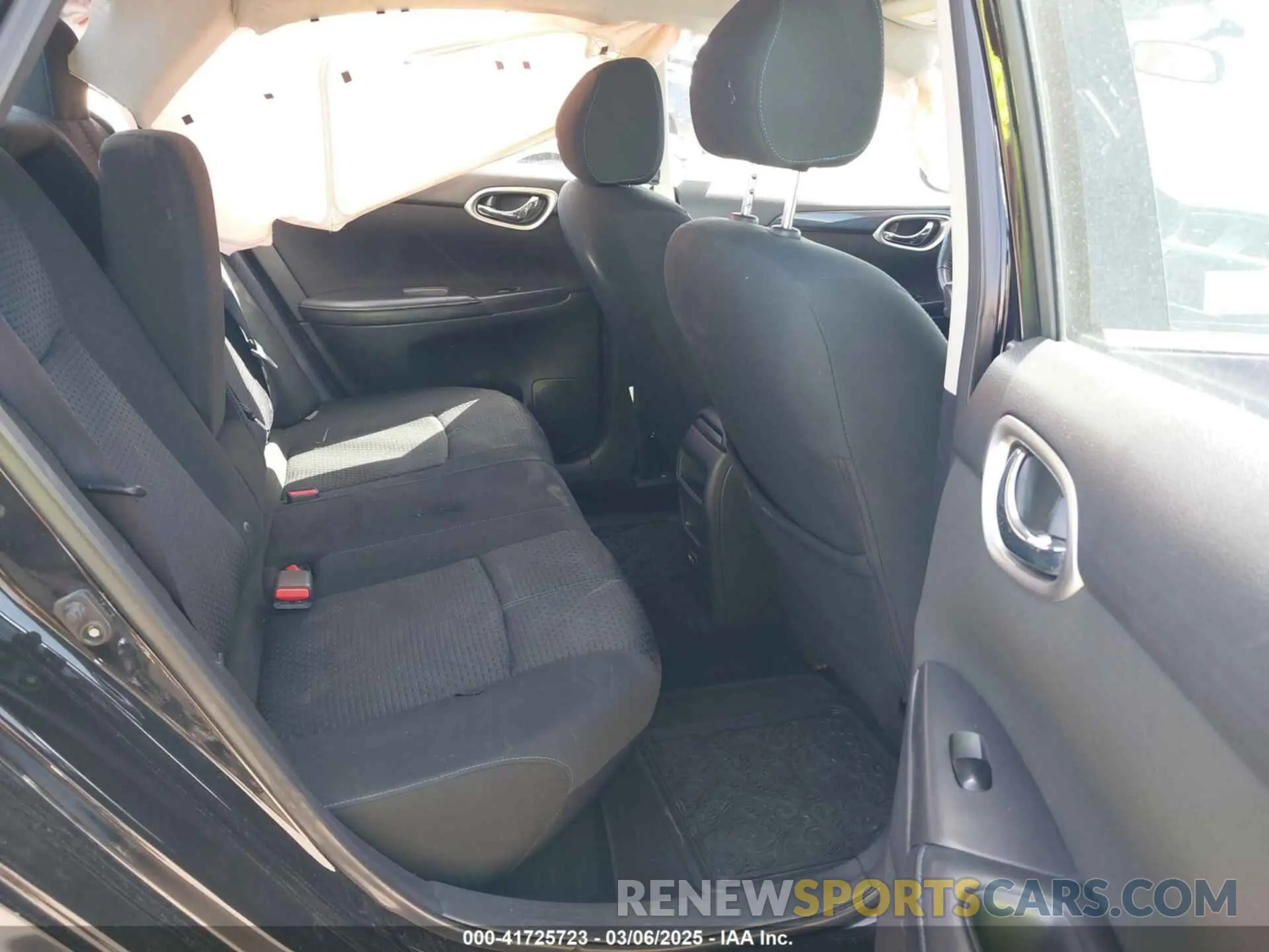 8 Photograph of a damaged car 3N1AB7AP1KY362725 NISSAN SENTRA 2019