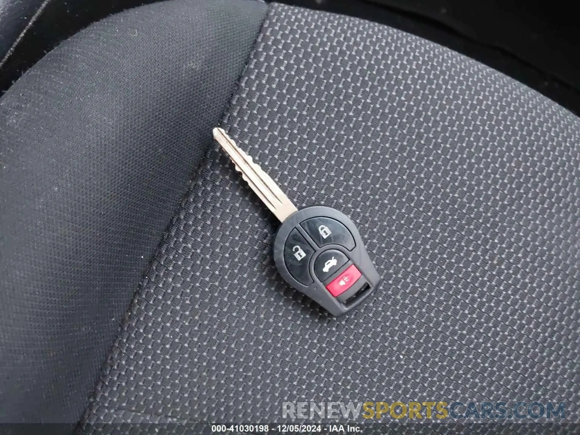 11 Photograph of a damaged car 3N1AB7AP1KY372526 NISSAN SENTRA 2019