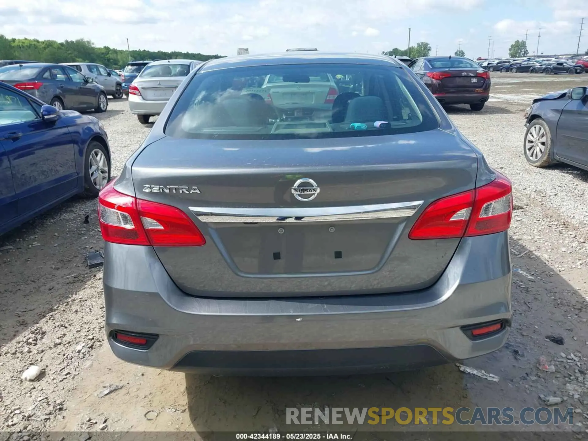 16 Photograph of a damaged car 3N1AB7AP1KY378228 NISSAN SENTRA 2019