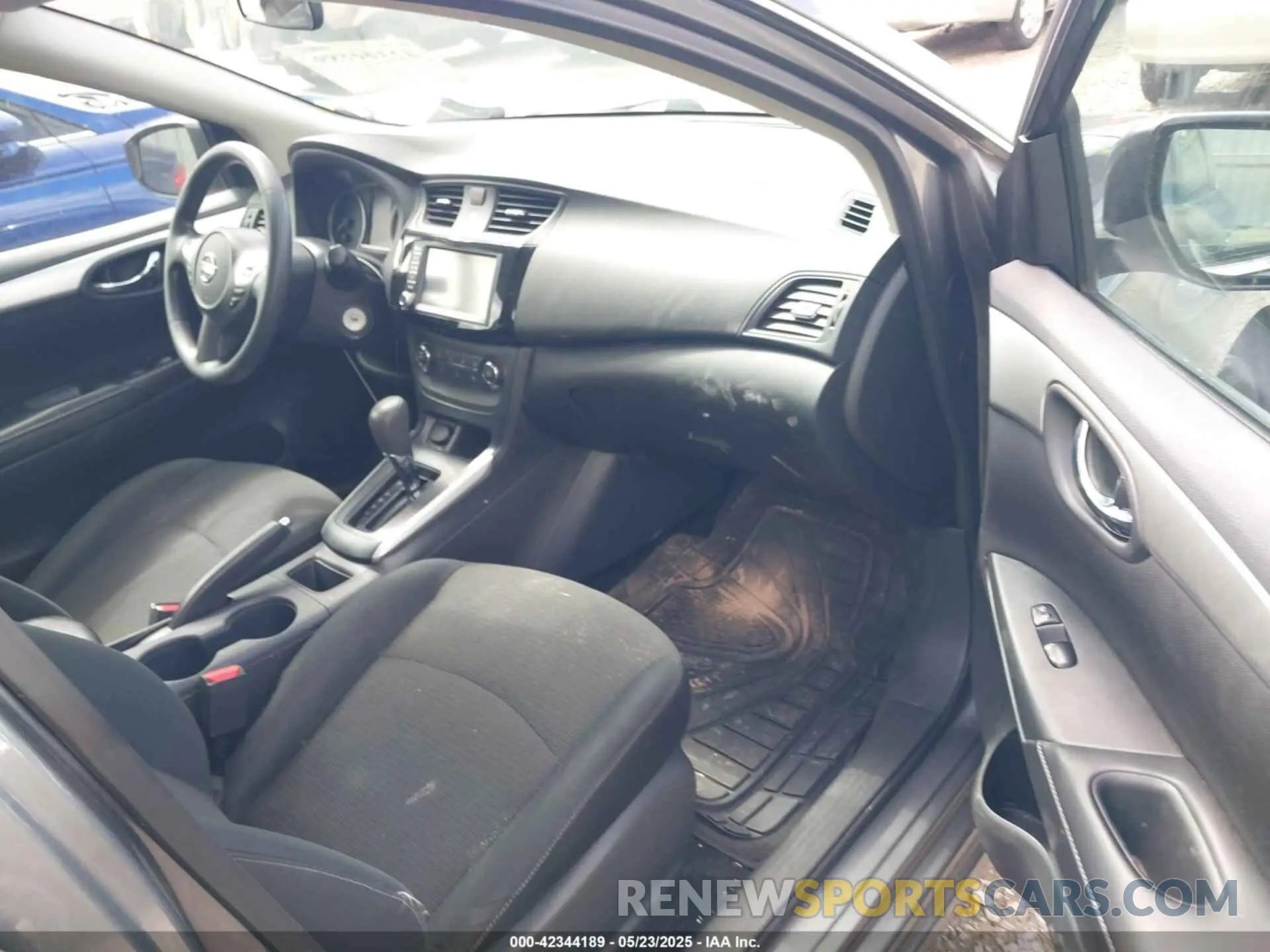 5 Photograph of a damaged car 3N1AB7AP1KY378228 NISSAN SENTRA 2019