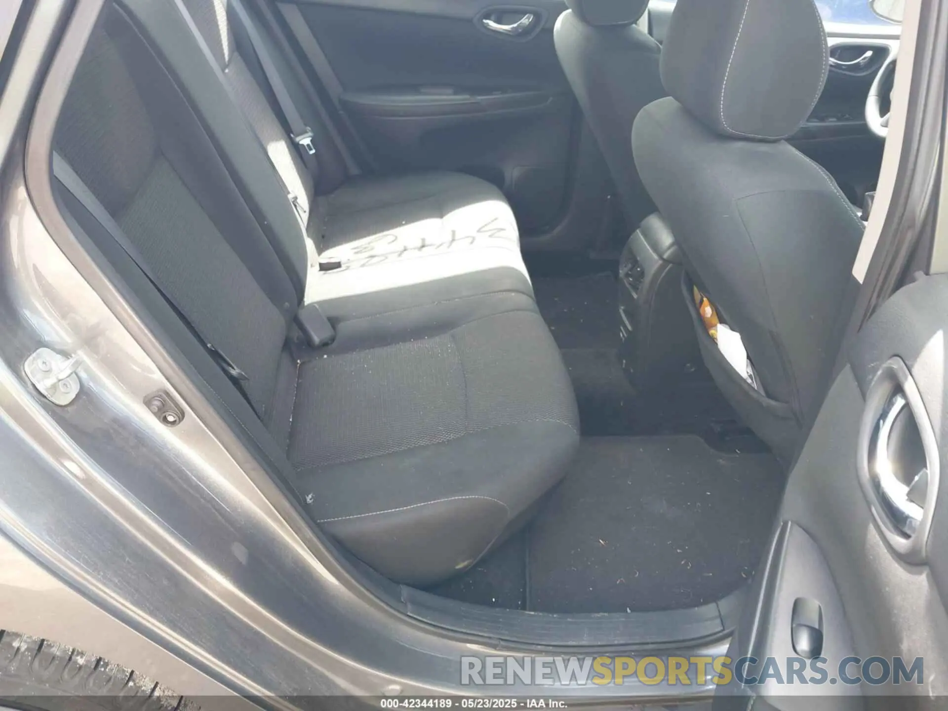 8 Photograph of a damaged car 3N1AB7AP1KY378228 NISSAN SENTRA 2019