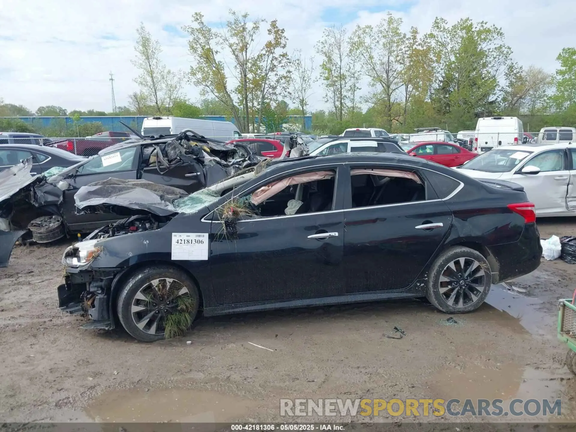 15 Photograph of a damaged car 3N1AB7AP1KY399709 NISSAN SENTRA 2019