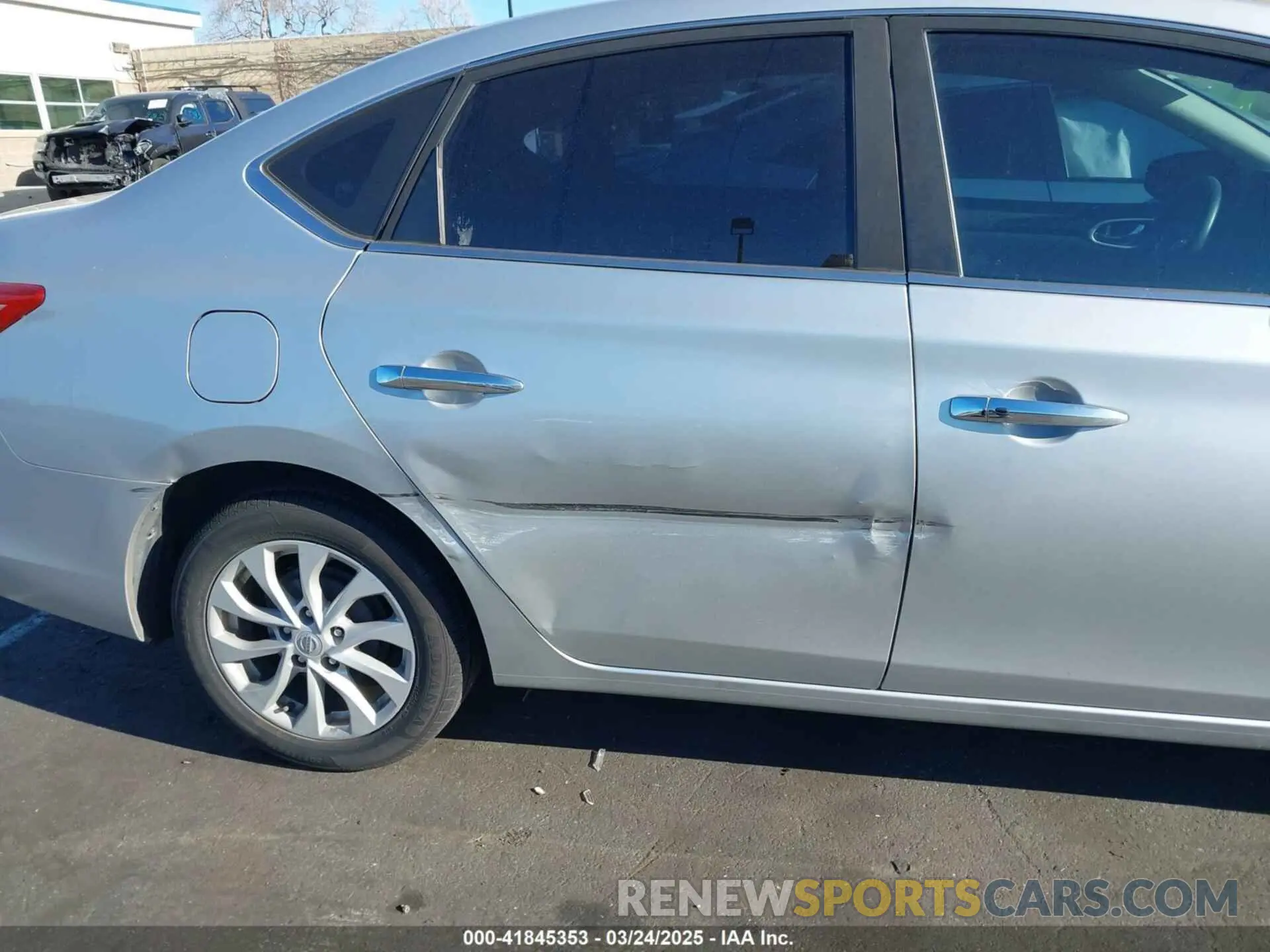 18 Photograph of a damaged car 3N1AB7AP1KY415228 NISSAN SENTRA 2019