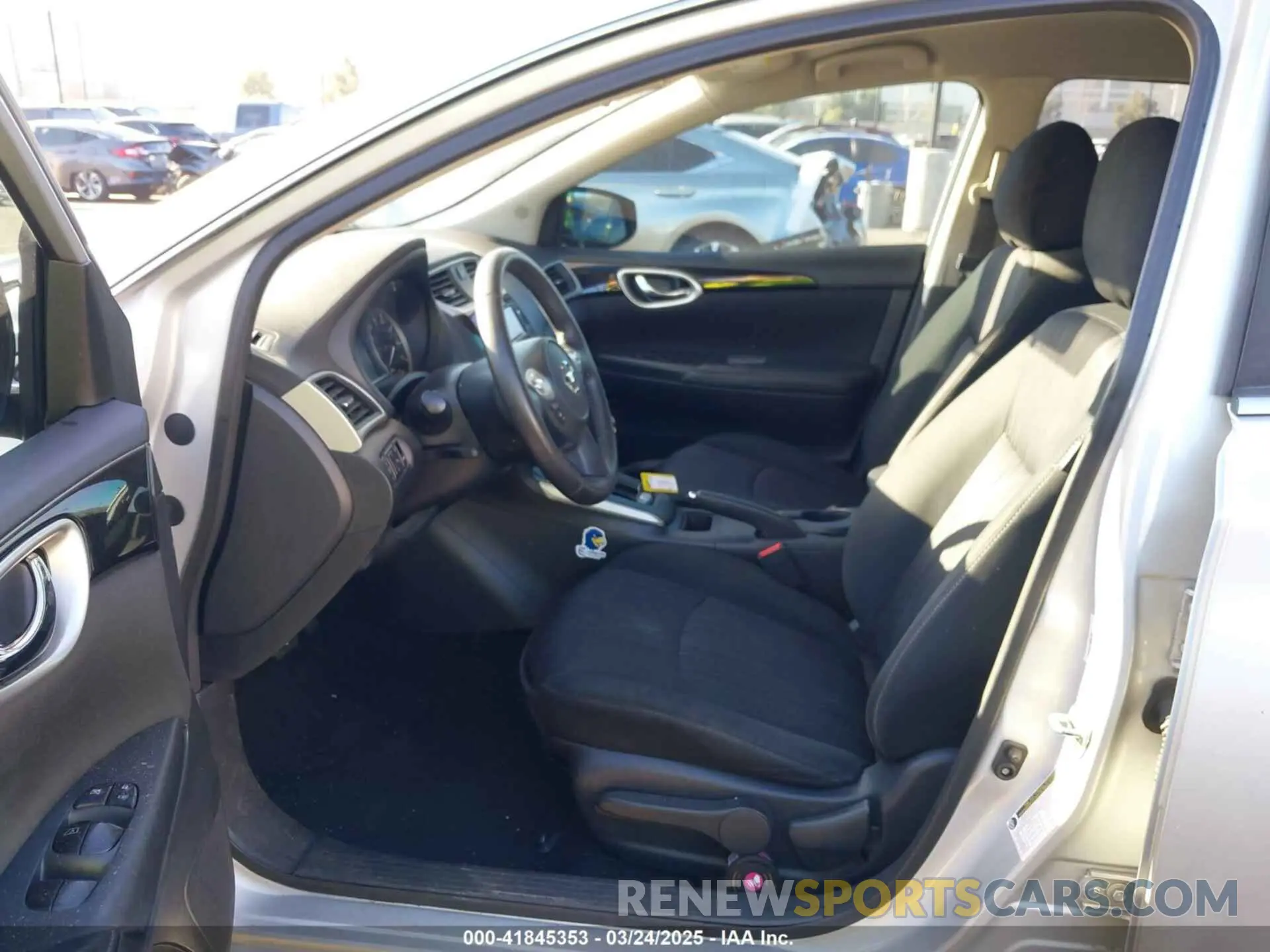 5 Photograph of a damaged car 3N1AB7AP1KY415228 NISSAN SENTRA 2019