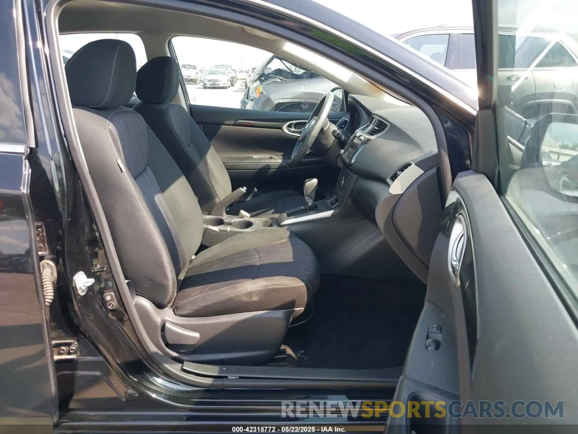 5 Photograph of a damaged car 3N1AB7AP1KY415763 NISSAN SENTRA 2019