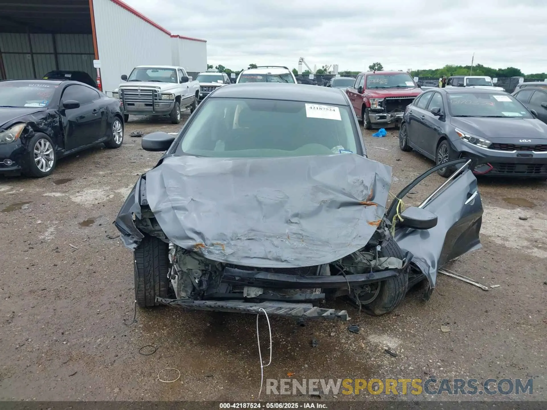 12 Photograph of a damaged car 3N1AB7AP1KY425046 NISSAN SENTRA 2019
