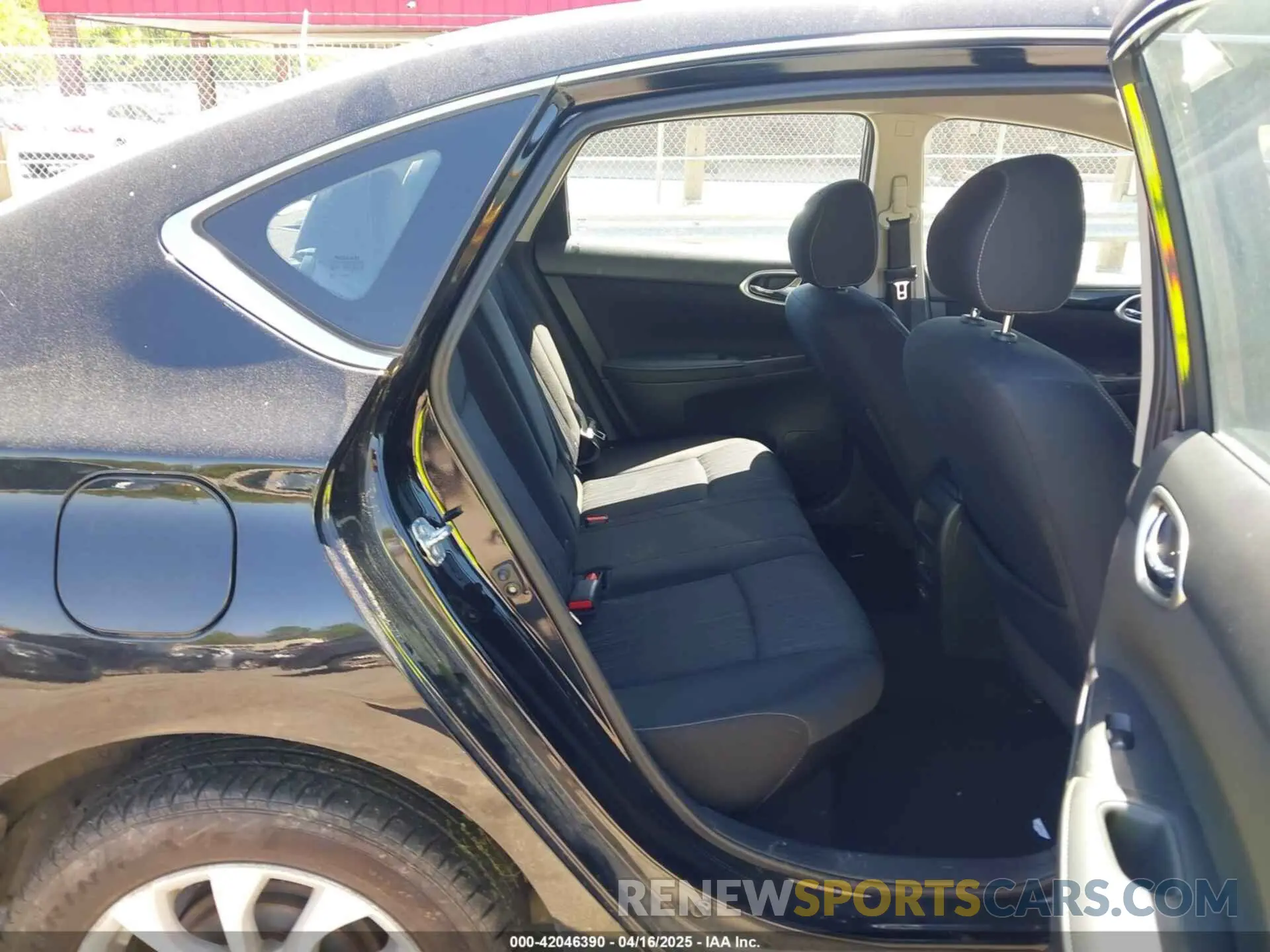 8 Photograph of a damaged car 3N1AB7AP2KL605486 NISSAN SENTRA 2019