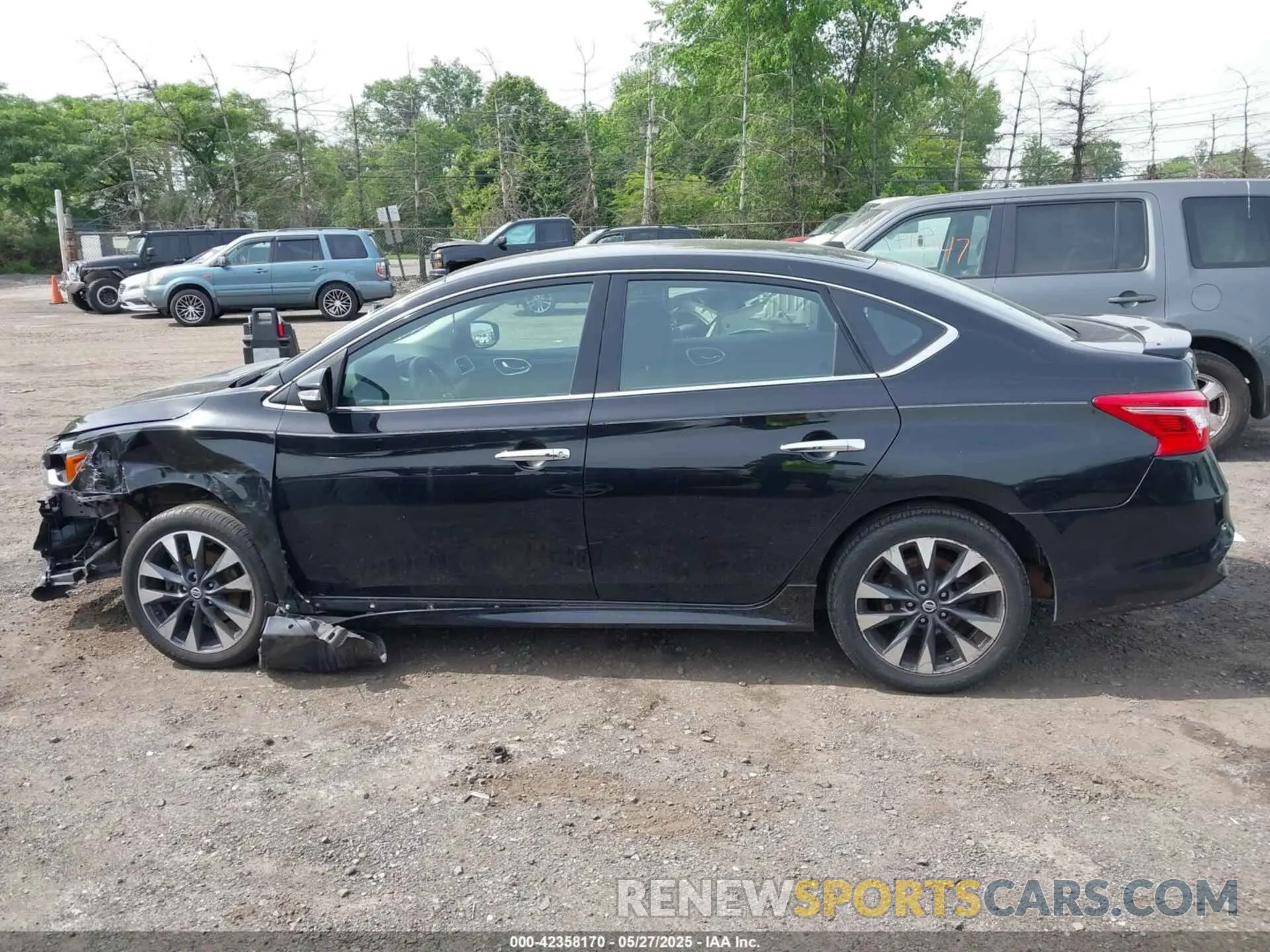 15 Photograph of a damaged car 3N1AB7AP2KY211327 NISSAN SENTRA 2019