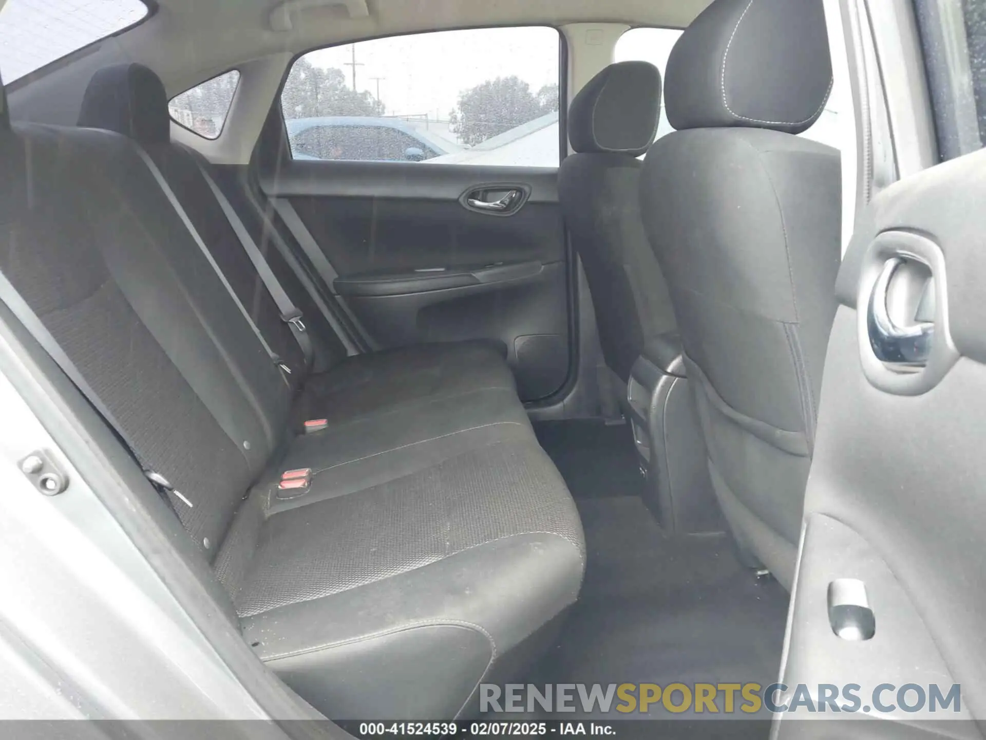 8 Photograph of a damaged car 3N1AB7AP2KY227513 NISSAN SENTRA 2019